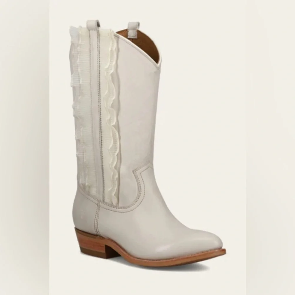 FRYE Billy Ruffle Boots in Almond 7.5